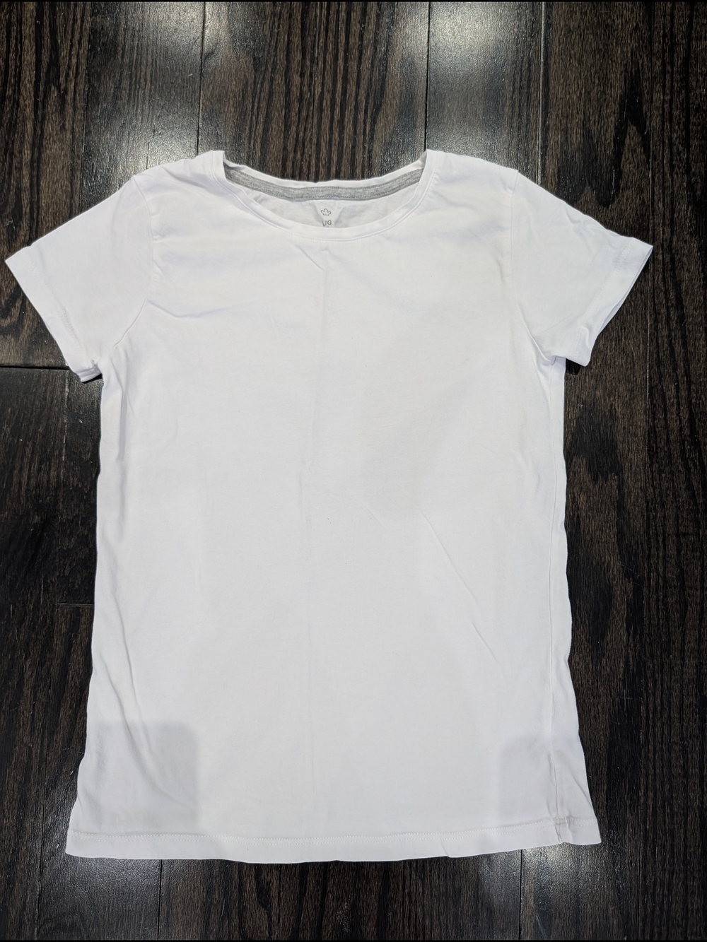 4/$20 White Cotton Crew Neck T-Shirt – Kids Size L (10–12)